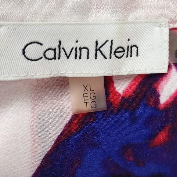 Floral Print Women's Top - Picture 7 of 8